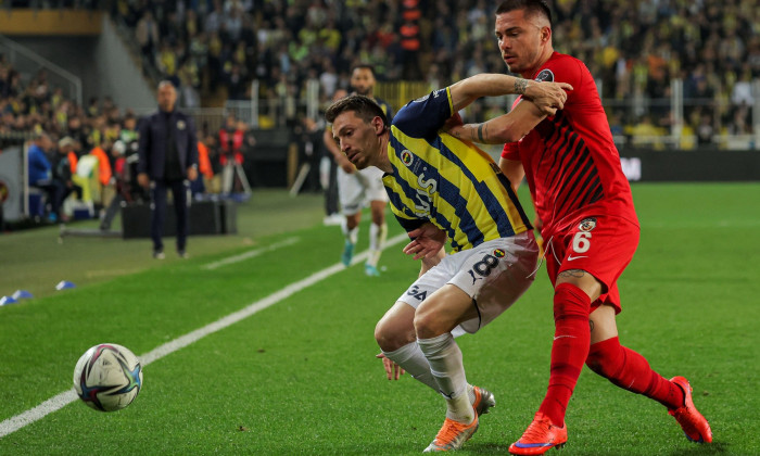 Istanbul, Turkey. 29th Apr, 2022. ISTANBOEL, TURKEY - APRIL 29: Mert Hakan Yandas of Fenerbahce SK, Alin Tosca of Gazisehir Gaziantep FK during the Turkish Sper Lig match between Fenerbahe SK and Gaziehir Gaziantep FK at kr Saracolustadion on April 29, 20