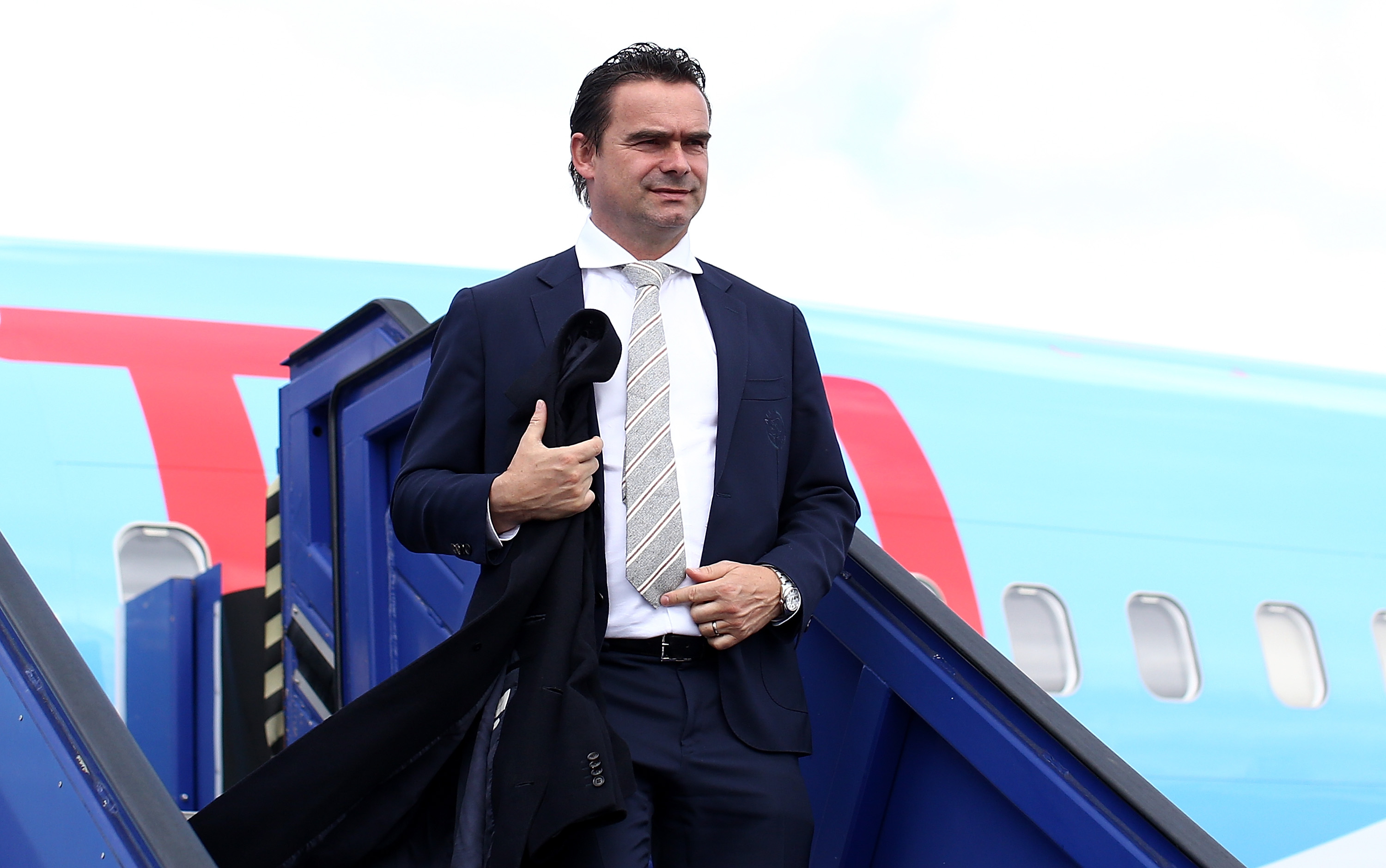 Marc Overmars a suferit un infarct. Fostul atacant a fost internat