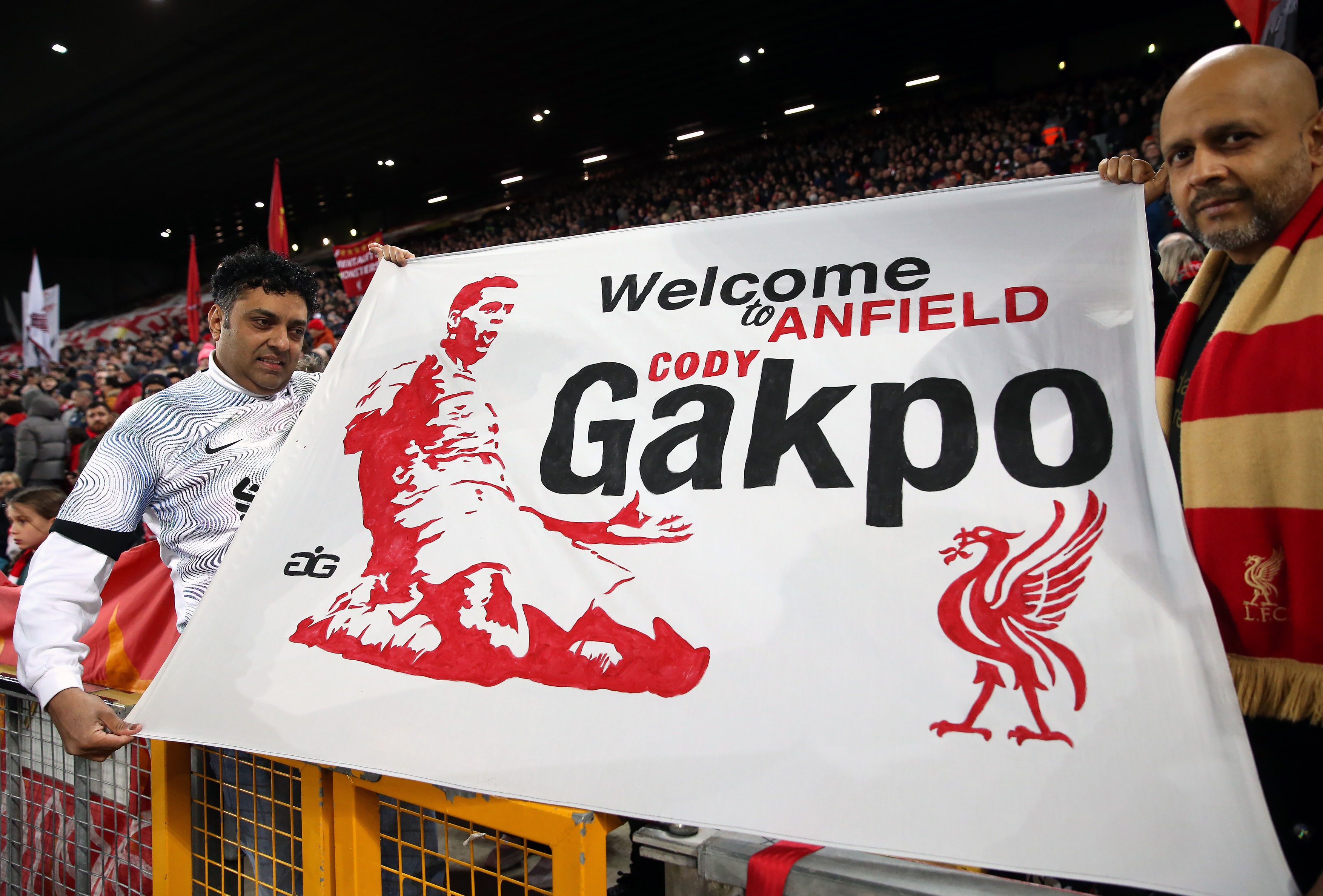 Managerul Ruud van Nistelrooy și-a "certat" conducerea după transferul lui Gakpo la Liverpool. Singurul reproș făcut