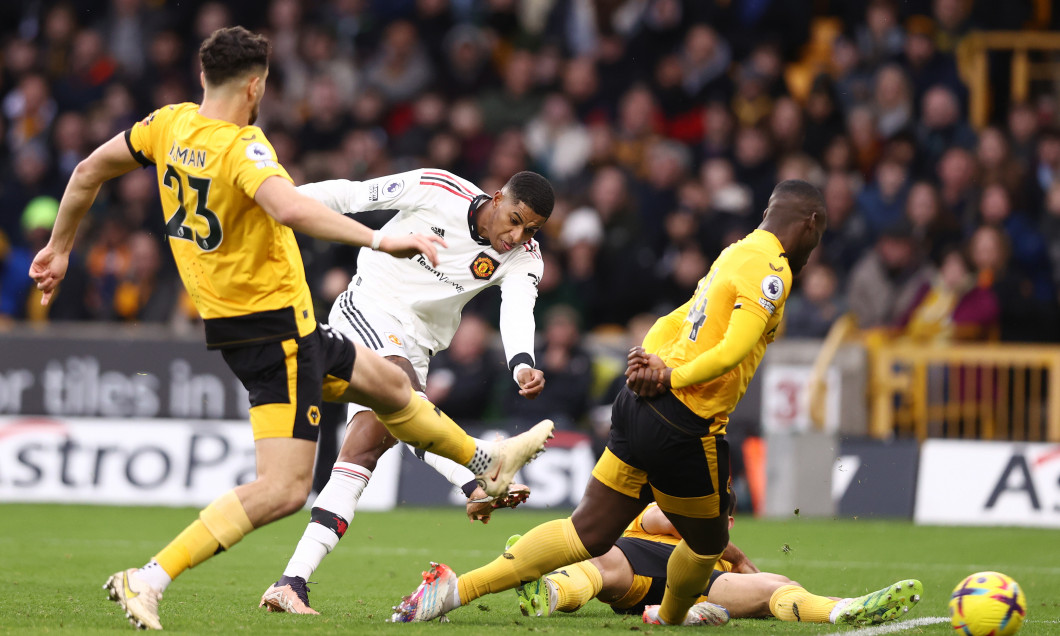 Wolverhampton Wanderers v Manchester United - Premier League