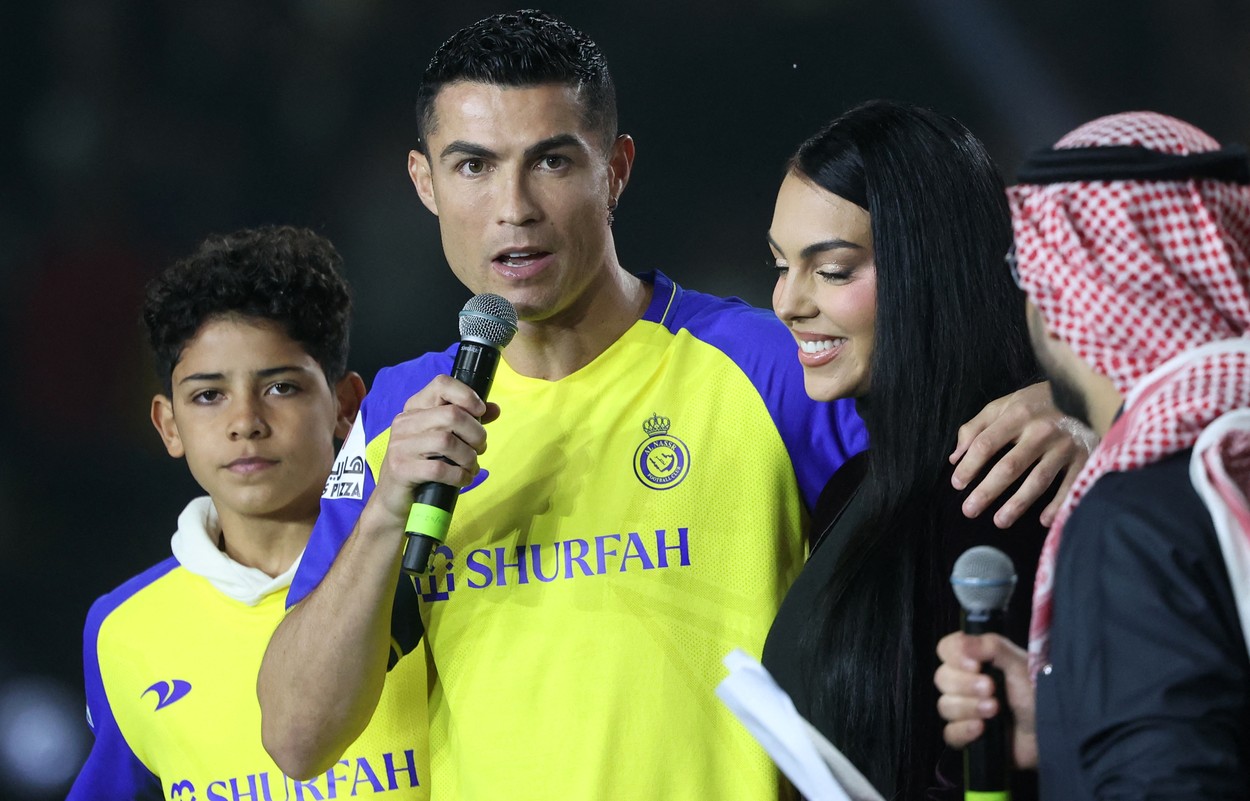 Probleme pentru Cristiano Ronaldo și Georgina? Arabia Saudită interzice ca un cuplu necăsătorit să locuiască împreună