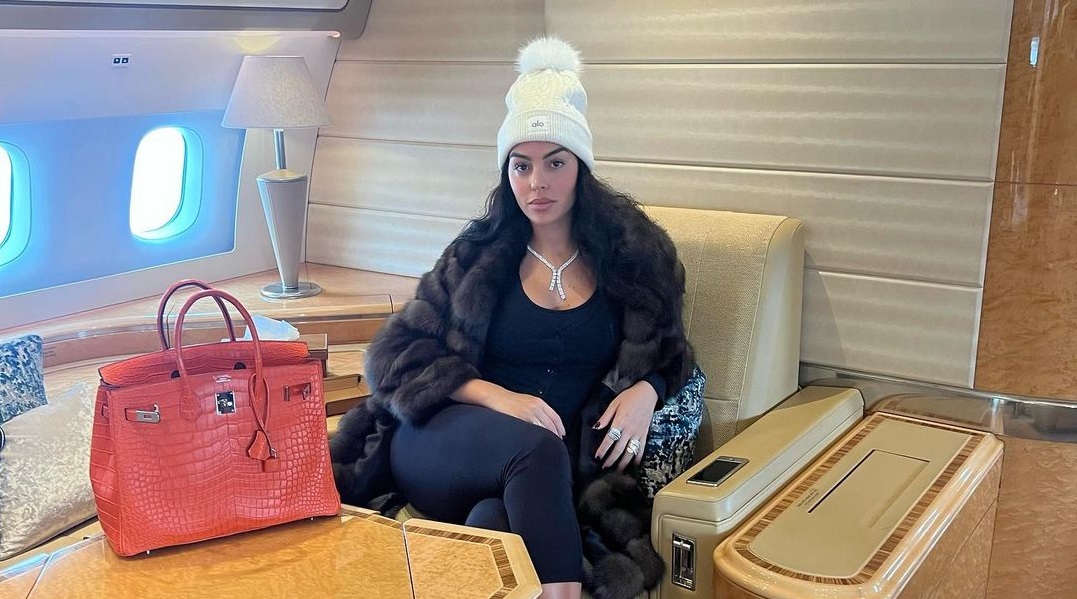 Primul mesaj postat de Georgina după ce ea și Cristiano și-au amânat nunta