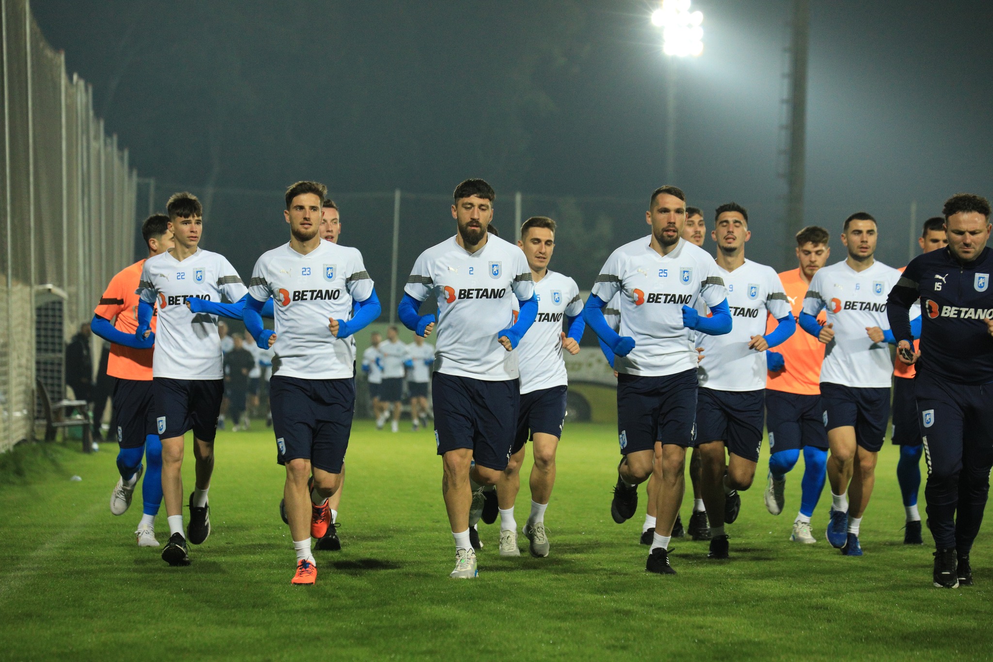 Universitatea Craiova, fără un titular în cantonamentul din Turcia. Pe cine nu poate conta Eugen Neagoe