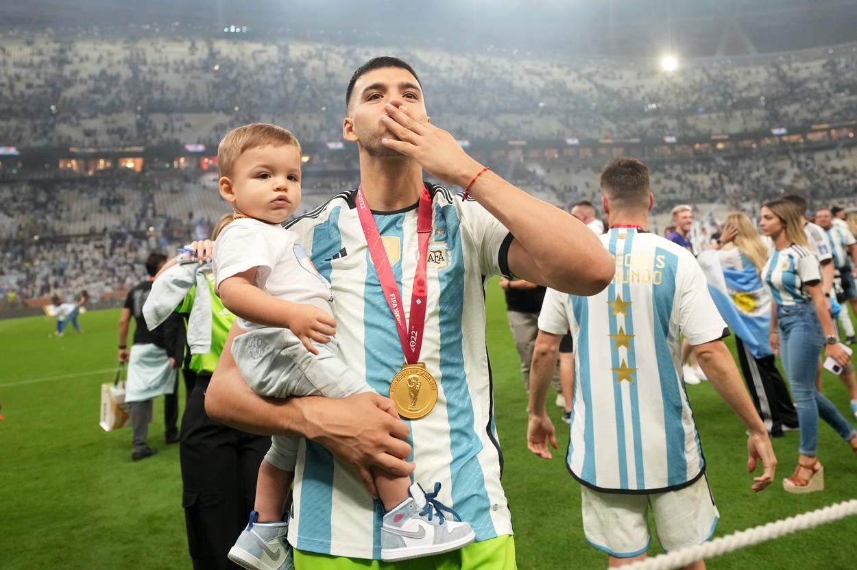 A ieșit campion mondial fără să joace vreun minut și a prins un super transfer