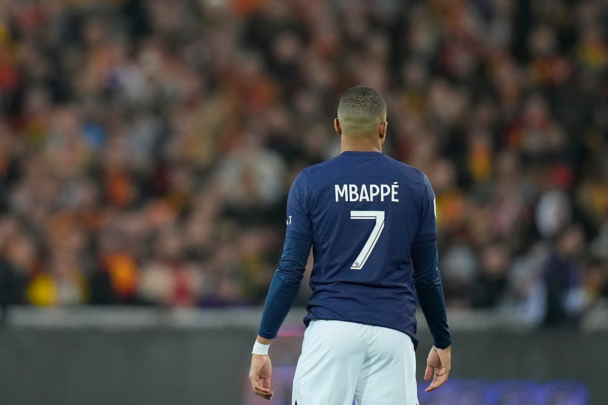 “Obsesia“ lui Kylian Mbappe, dezvăluită de un fost coechipier de la PSG: “Mă întreba zilnic de el“