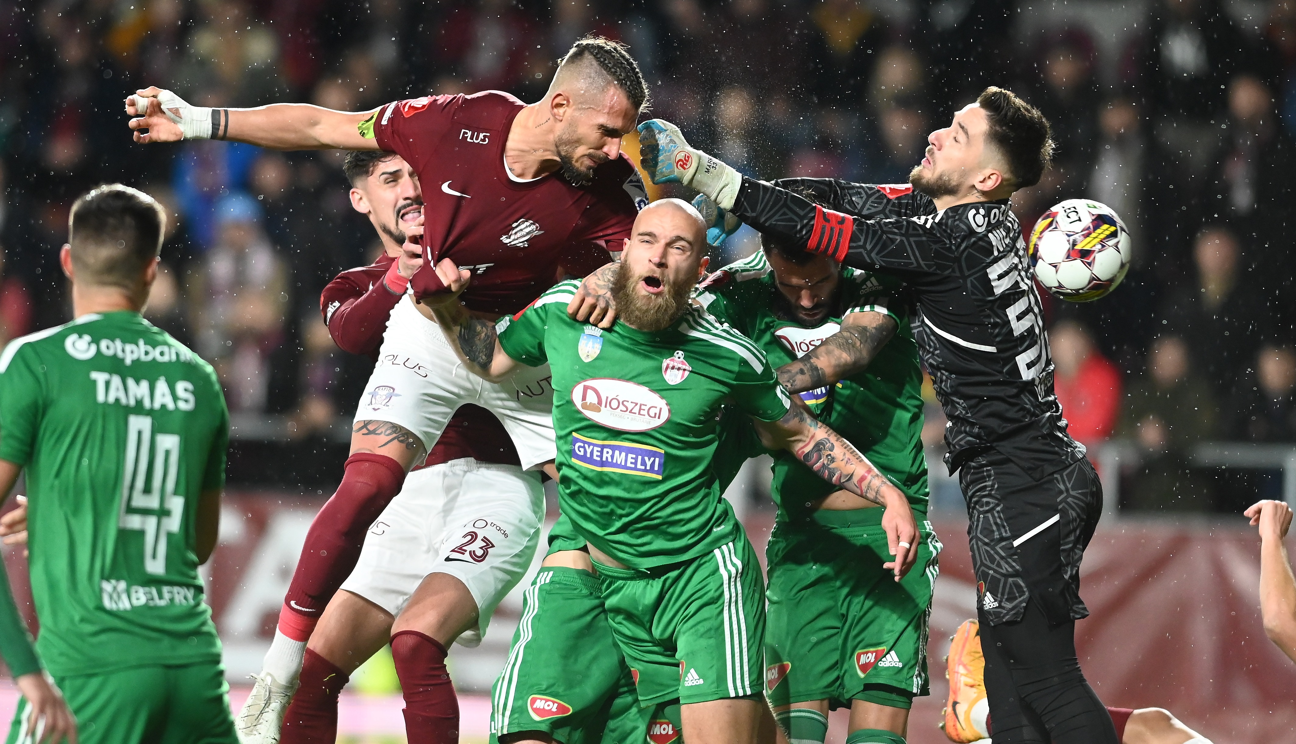 Rapid - Sepsi 3-0. Dugandzic, "one-man-show", cu un "hat-trick" și o bară