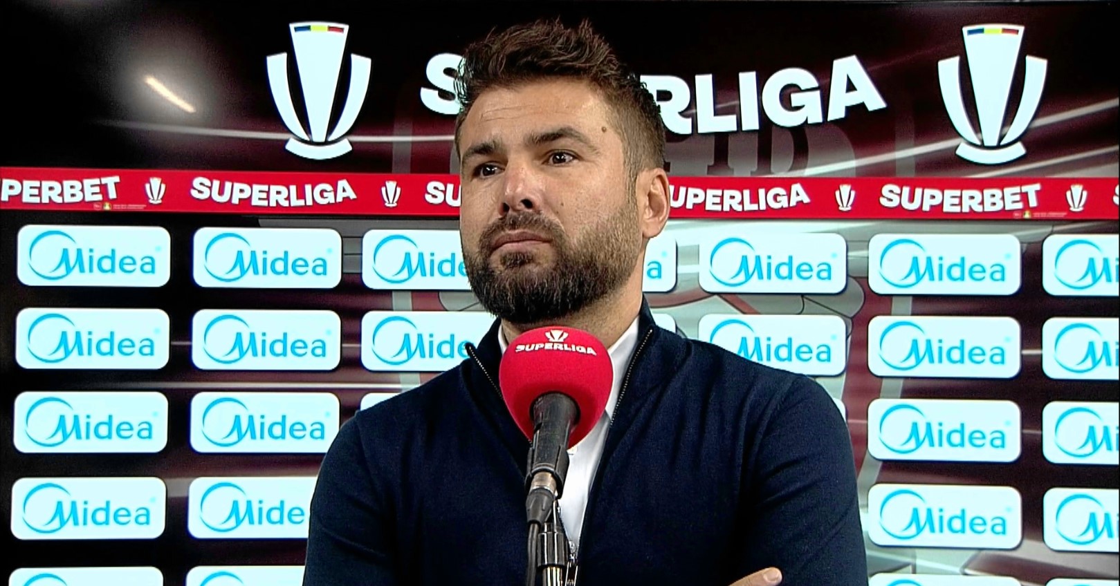 Răspunsul dat de Adrian Mutu când a fost întrebat de câți jucători de la FCSB este interesat