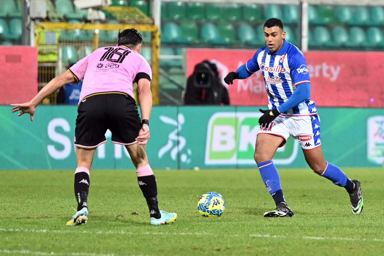 Ionuț Nedelcearu ”trage” la promovare cu Palermo. Românul, cel mai apreciat de pe teren la ultimul joc din Serie B