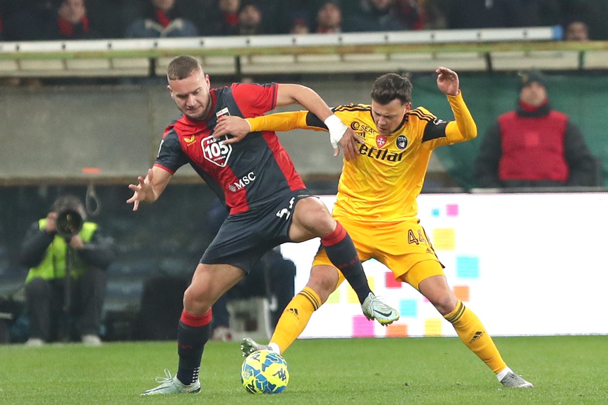 Notele primite de cei șase jucători români utilizați în partida Genoa-Pisa. Drăguș a debutat la gazde