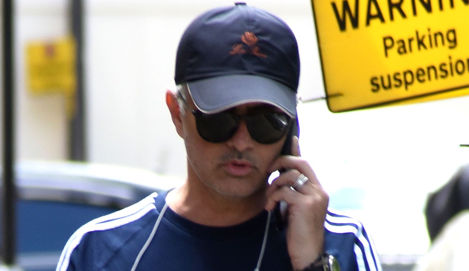 Se pregătește o lovitură de proporții! Jose Mourinho a pus mâna pe telefon și visează la o revenire de senzație