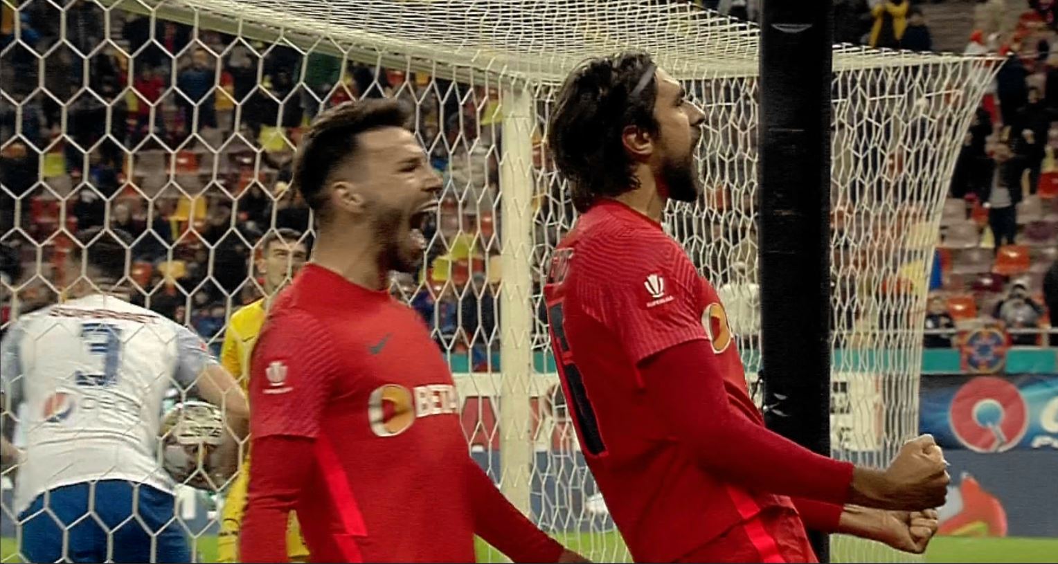 FCSB - Farul 2-1, ACUM, la Digi Sport 1. Spectacol total. Trei goluri în 12 minute
