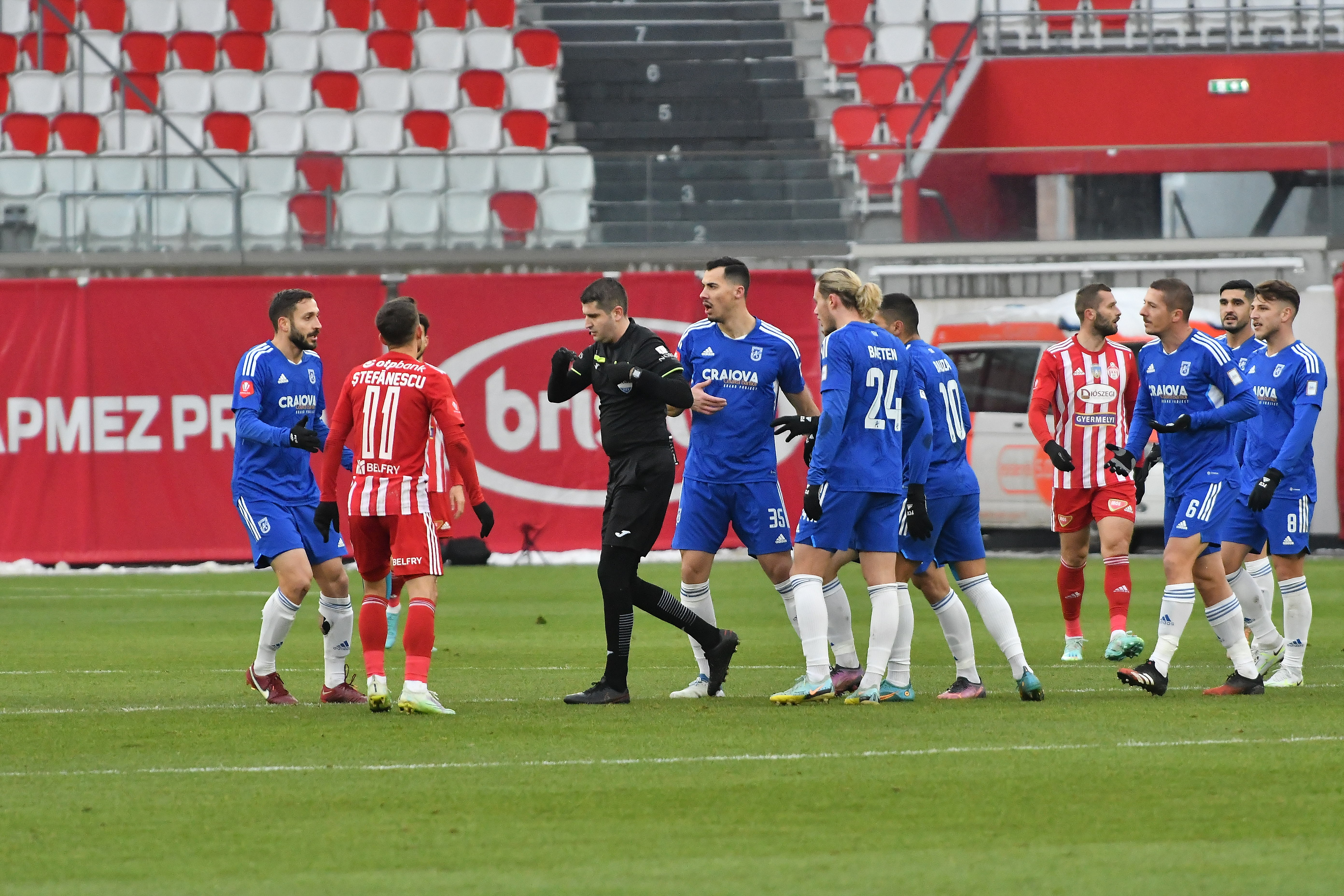 Sepsi - U Craiova 1948, Live Video, 18:30, Digi Sport 1. Nicolae Dică debutează pe banca oltenilor. ECHIPELE