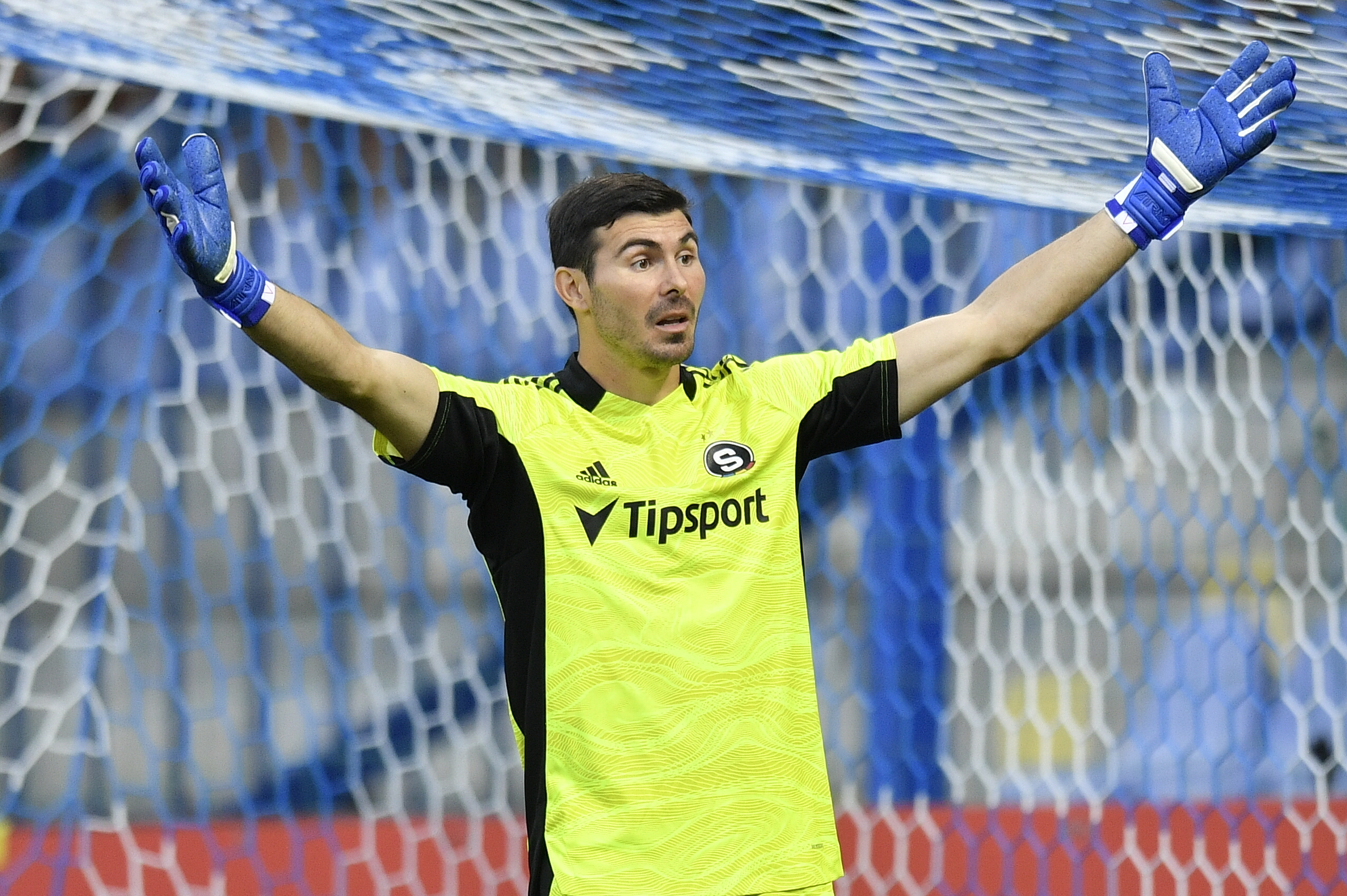 Ce a spus antrenorul care l-a transferat pe Florin Niță de la FCSB în Cehia despre situația portarului român