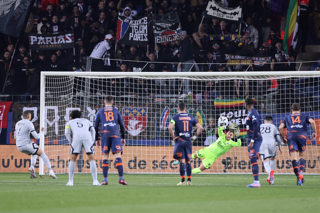 Montpellier - PSG 0-0, ACUM, Digi Sport 2. Mbappe a ratat lovitura repetată de la 11 metri. Francezul, schimbat de Galtier