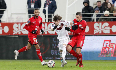 Dijon FCO v Girondins de Bordeaux - Ligue 2 BKT