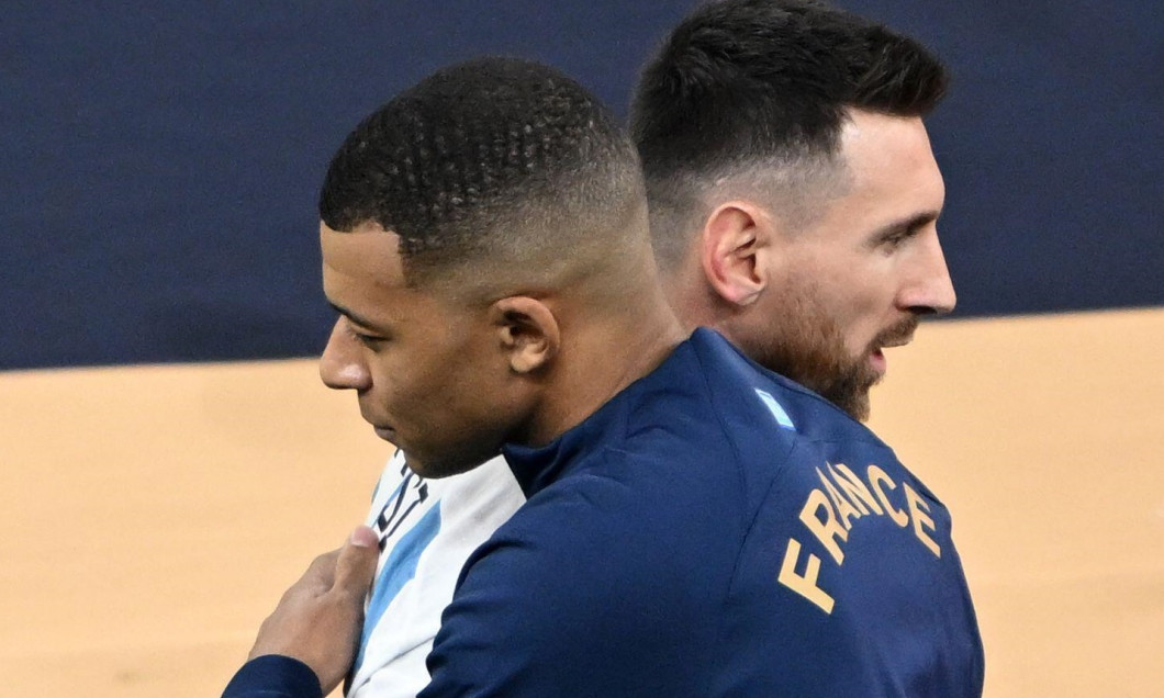 Lusail, Qatar. 18th Dec, 2022. Soccer, World Cup, Argentina - France, final round, final, Lusail Stadium, Argentina's Lionel Messi and France's Kylian Mbappe before the match. Credit: Robert Michael/dpa/Alamy Live News