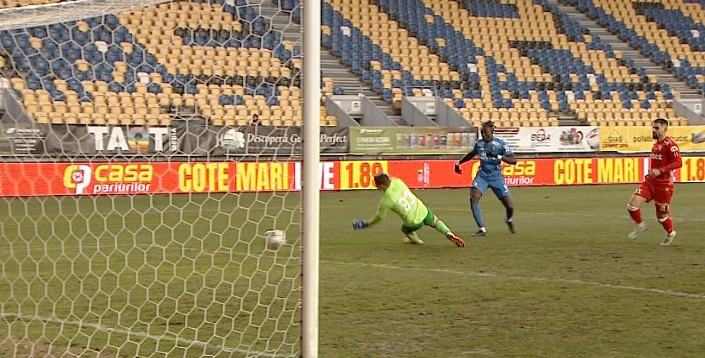 Chindia - UTA 1-1, ACUM, Digi Sport 1. Arădenii egalează. Câte un gol anulat pentru fiecare echipă