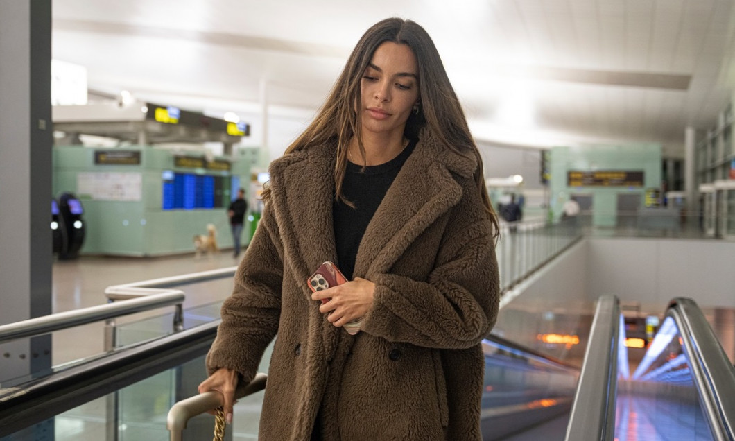 JOANA SANZ LLEGANDO A BARCELONA