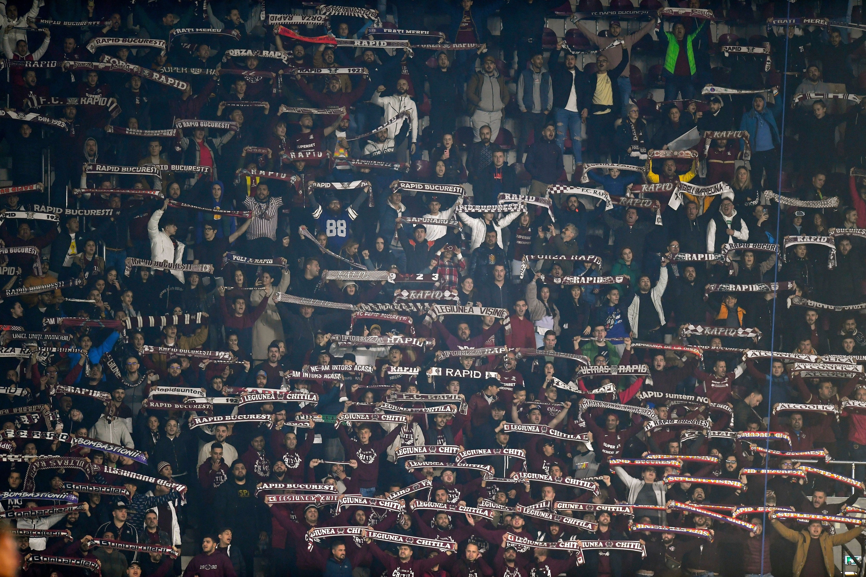 Rapid - U Craiova 1948 LIVE VIDEO, DGS1, 20:00. Fanii oltenilor și-au anunțat prezența la meci. ECHIPELE