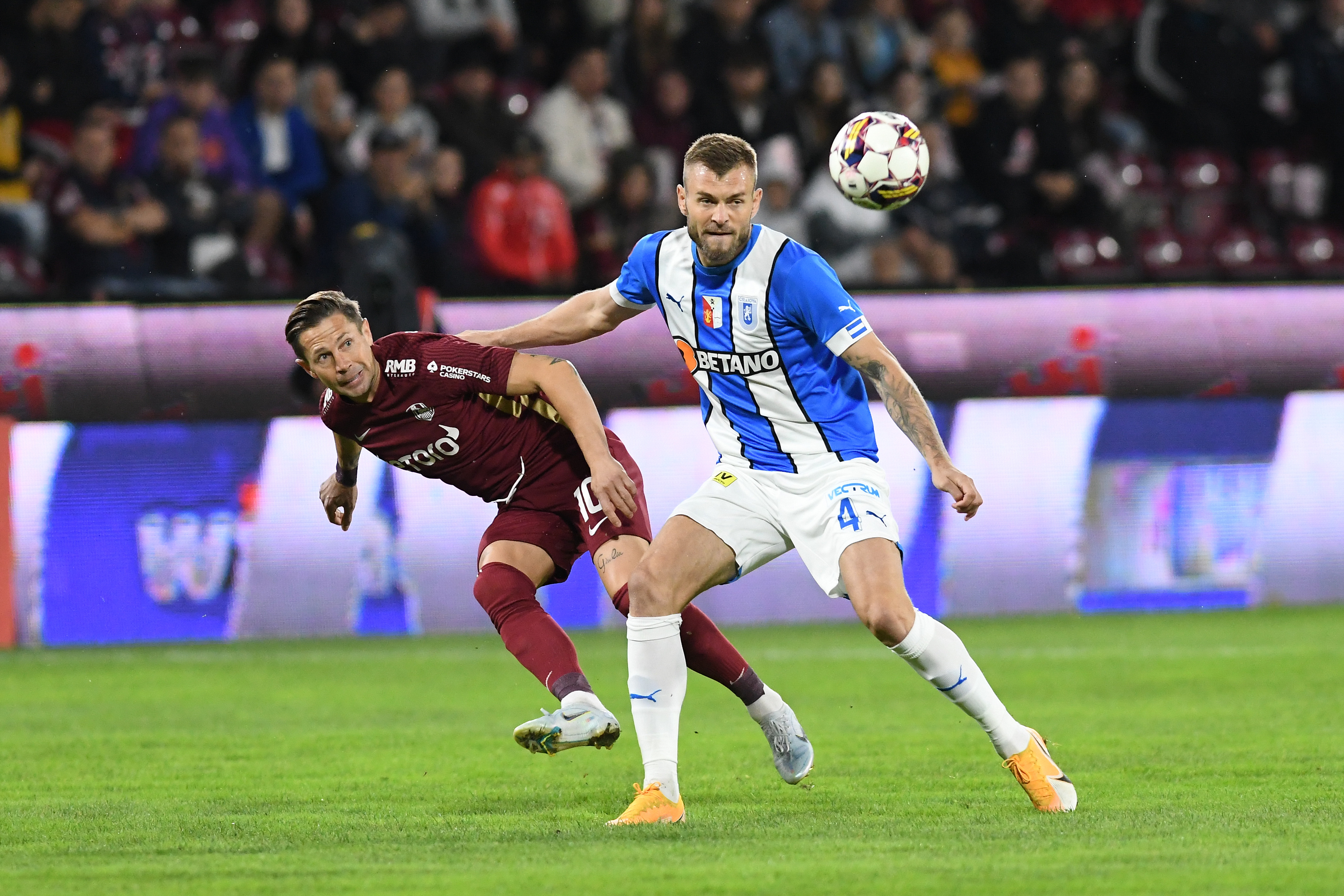 Universitatea Craiova - CFR Cluj, Live Video 20:00, Digi Sport 1. Derby-ul răniților. ECHIPELE