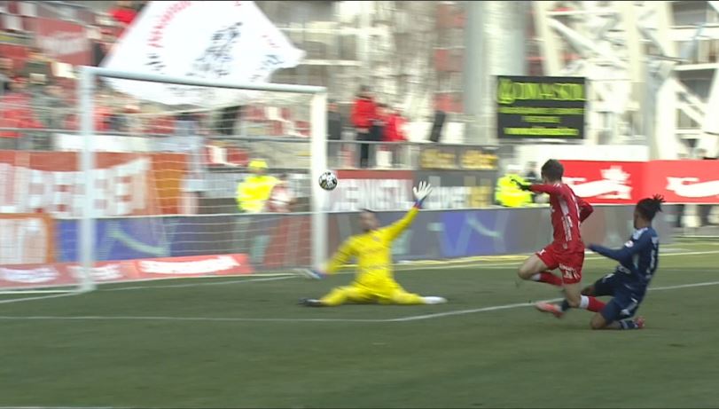 Rareș Pop a marcat primul gol în Liga 1, la doar 17 ani, în partida UTA - Botoșani