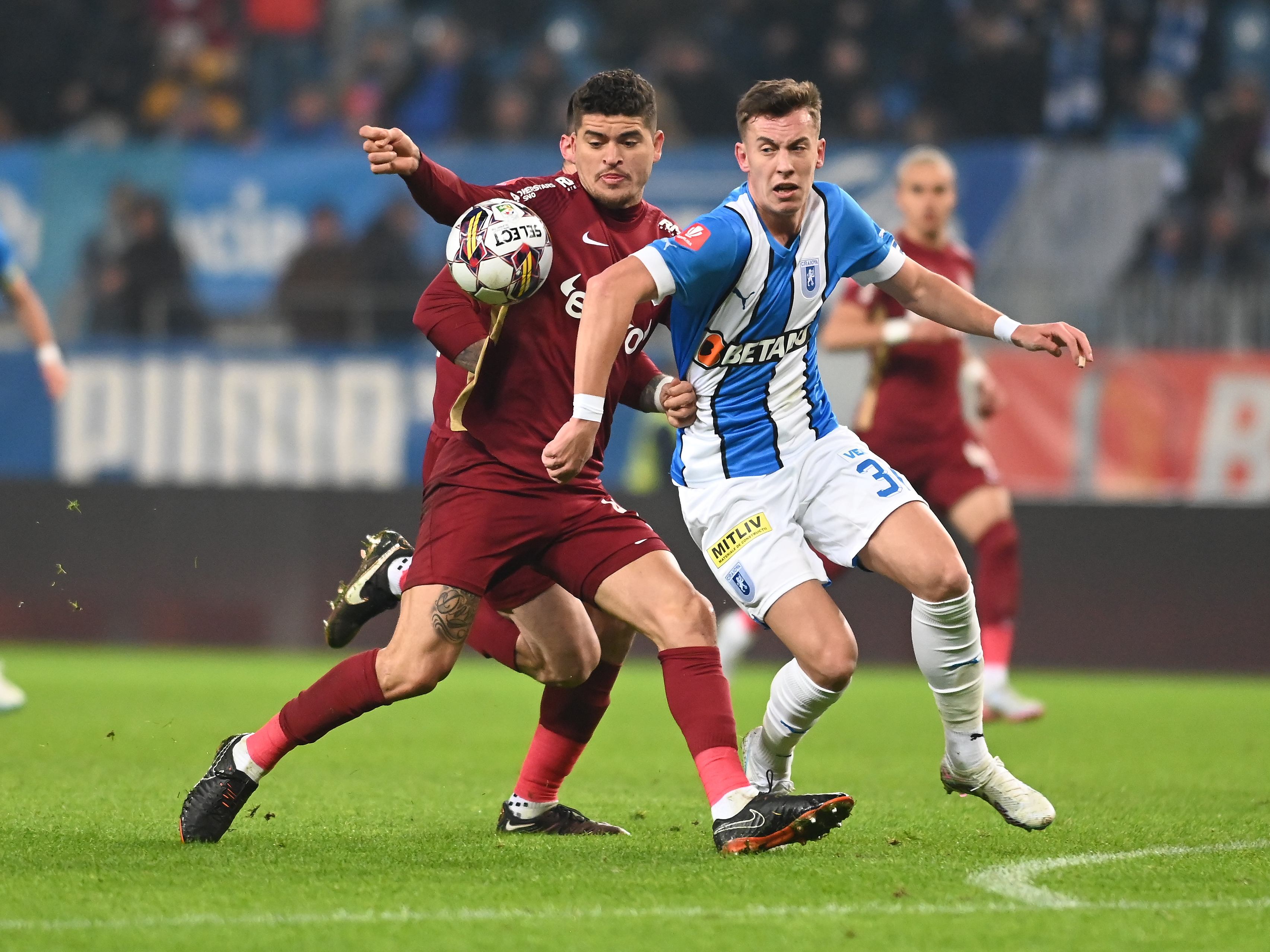 Universitatea Craiova - CFR Cluj 0-0, ACUM, pe Digi Sport 1. Miză uriașă a partidei din Bănie