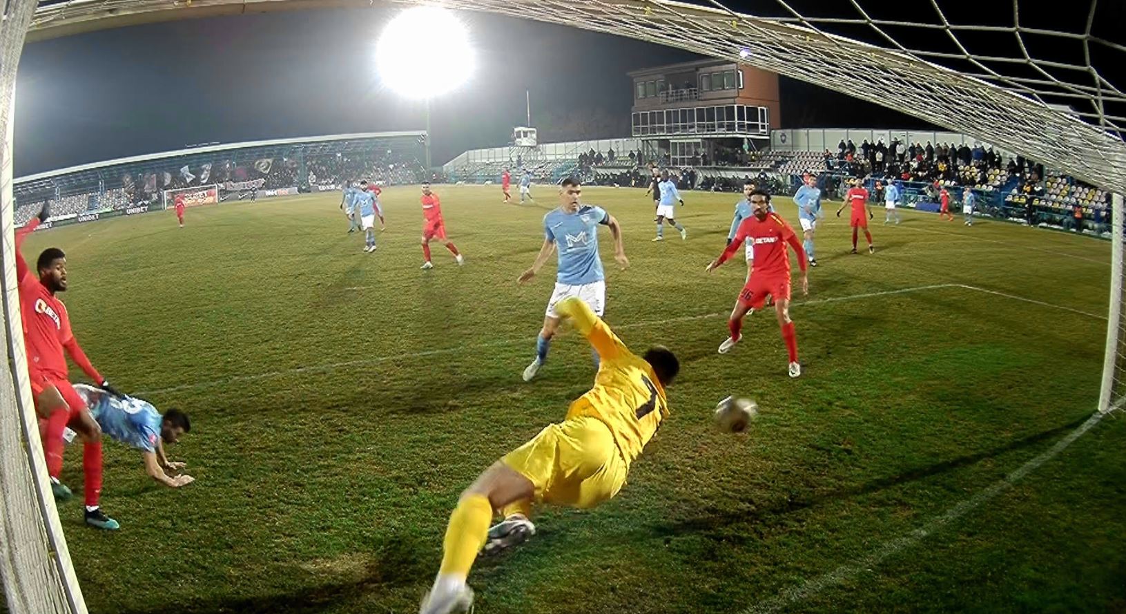 FC Voluntari - FCSB 0-1, ACUM, la Digi Sport 1. Edjouma deschide scorul, după ce ilfovenii au avut o bară