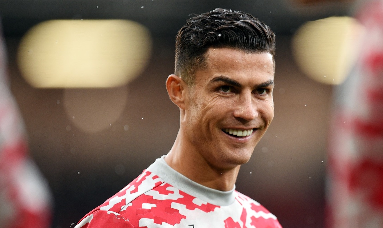 Cristiano Ronaldo se luptă cu Lionel Messi pentru un loc în Echipa Anului! Lista celor 26 de candidați