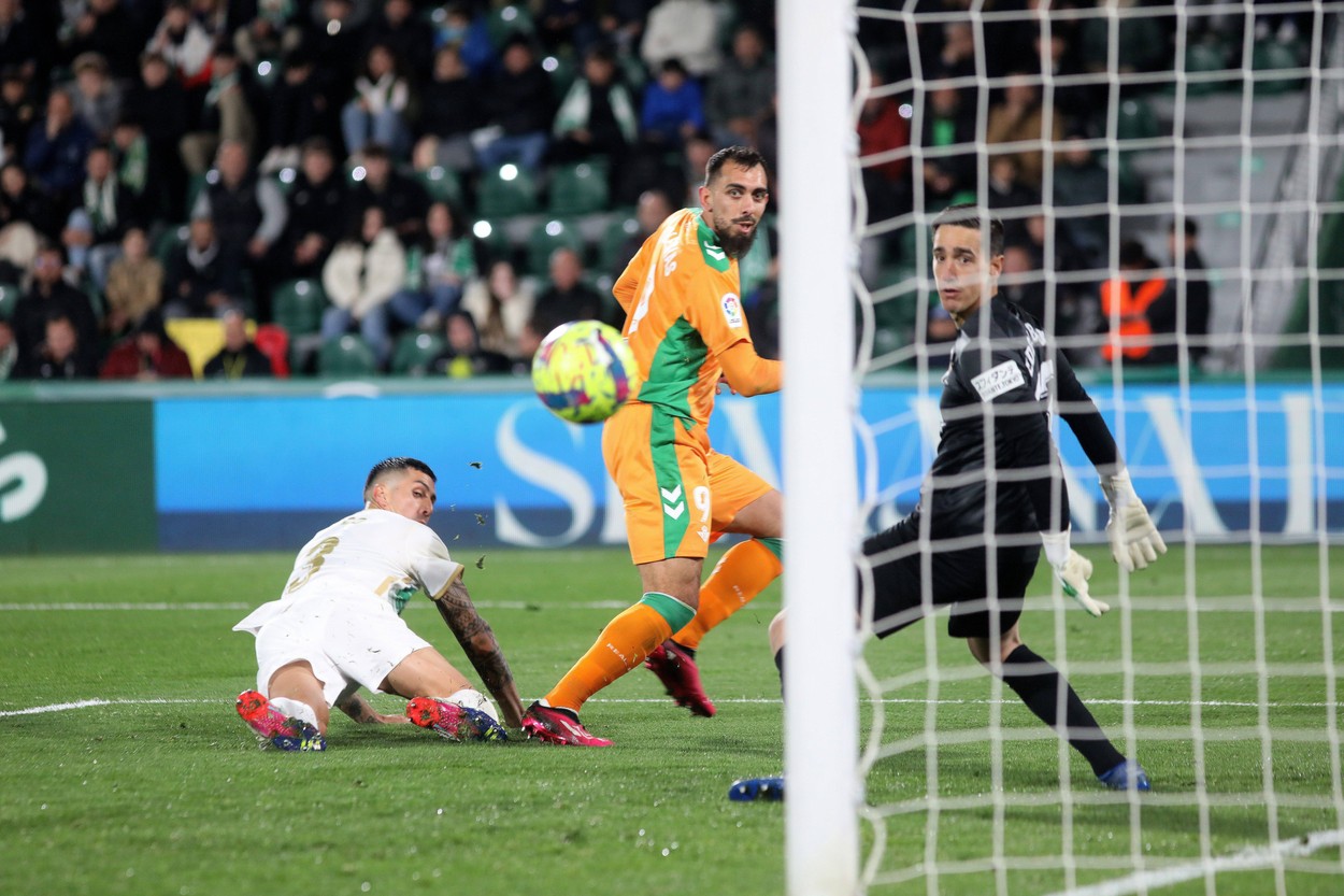 2-0 pauză, 2-3 final, patru penalty-uri și trei cartonașe roșii. Meciul cu de toate din La Liga