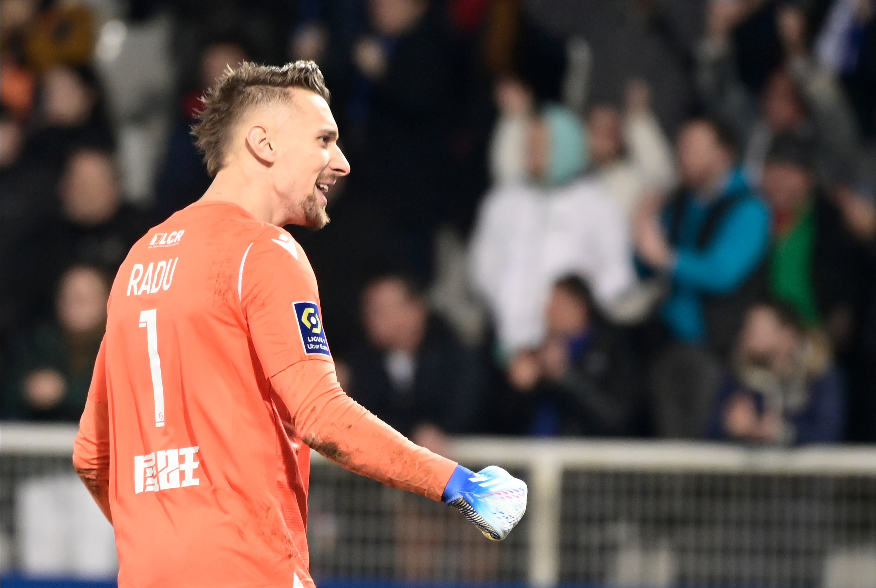 Ce salariu ar avea Ionuț Radu la Auxerre, formație la care este împrumutat de la Inter