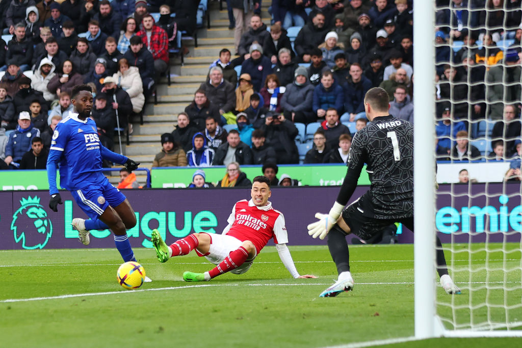 Leicester - Arsenal 0-1. Bournemouth - Manchester City, 19:30, DGS 3. Crystal Palace - Liverpool, 21:45, DGS 2