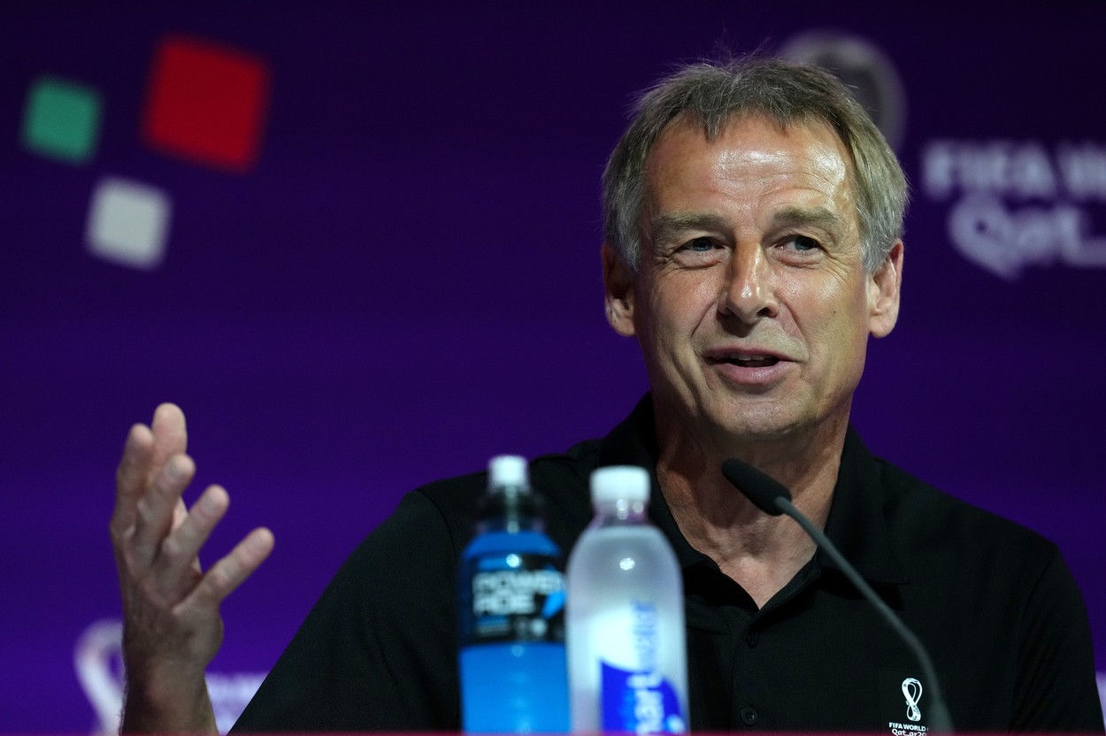 Jurgen Klinsmann a preluat o echipă națională, după trei ani de absență din antrenorat