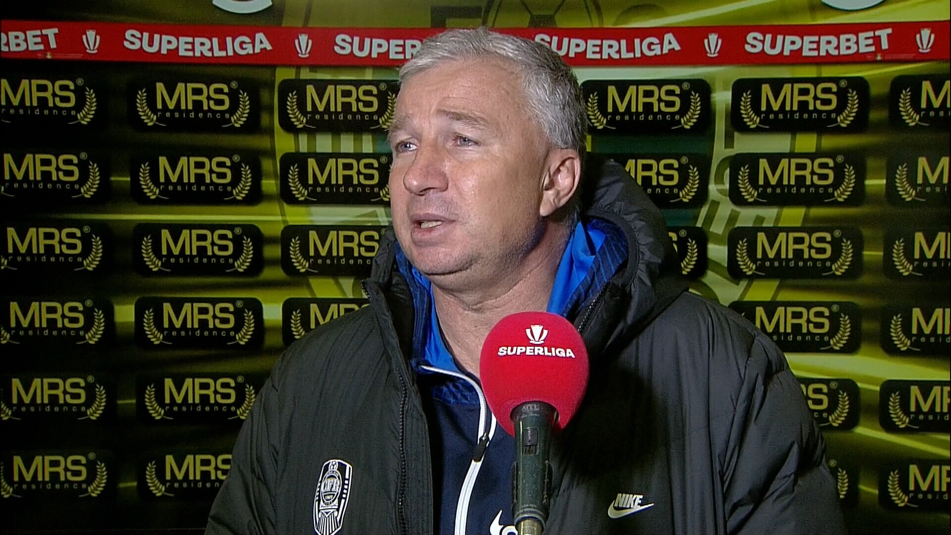 Dan Petrescu, nemulțumit, chiar dacă CFR Cluj a marcat de cinci ori la Ploiești: ”A fost incredibil, nu mai înțeleg nimic”