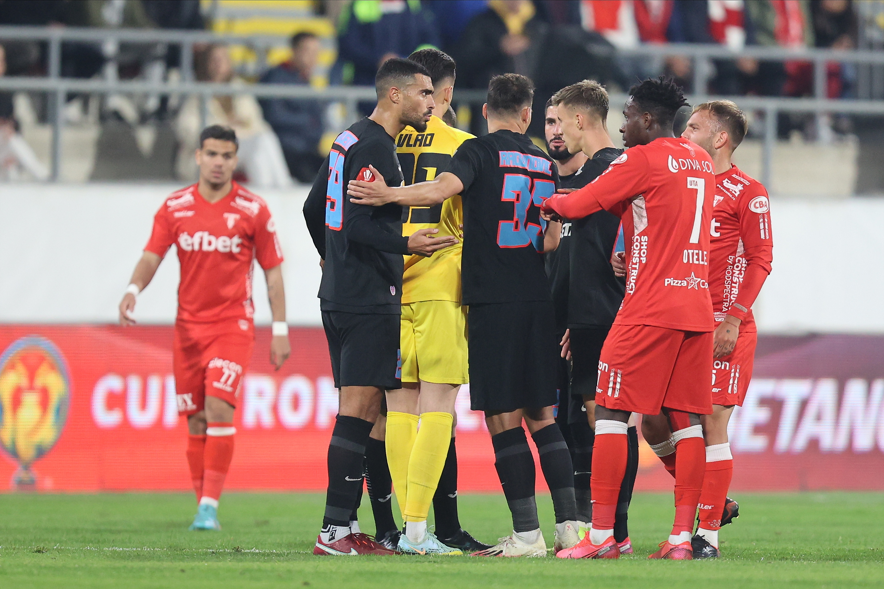 UTA îi cheamă pe arădeni la stadion pentru meciul cu FCSB! Cât costă biletele. Ultimul duel direct a fost cu ”scântei”