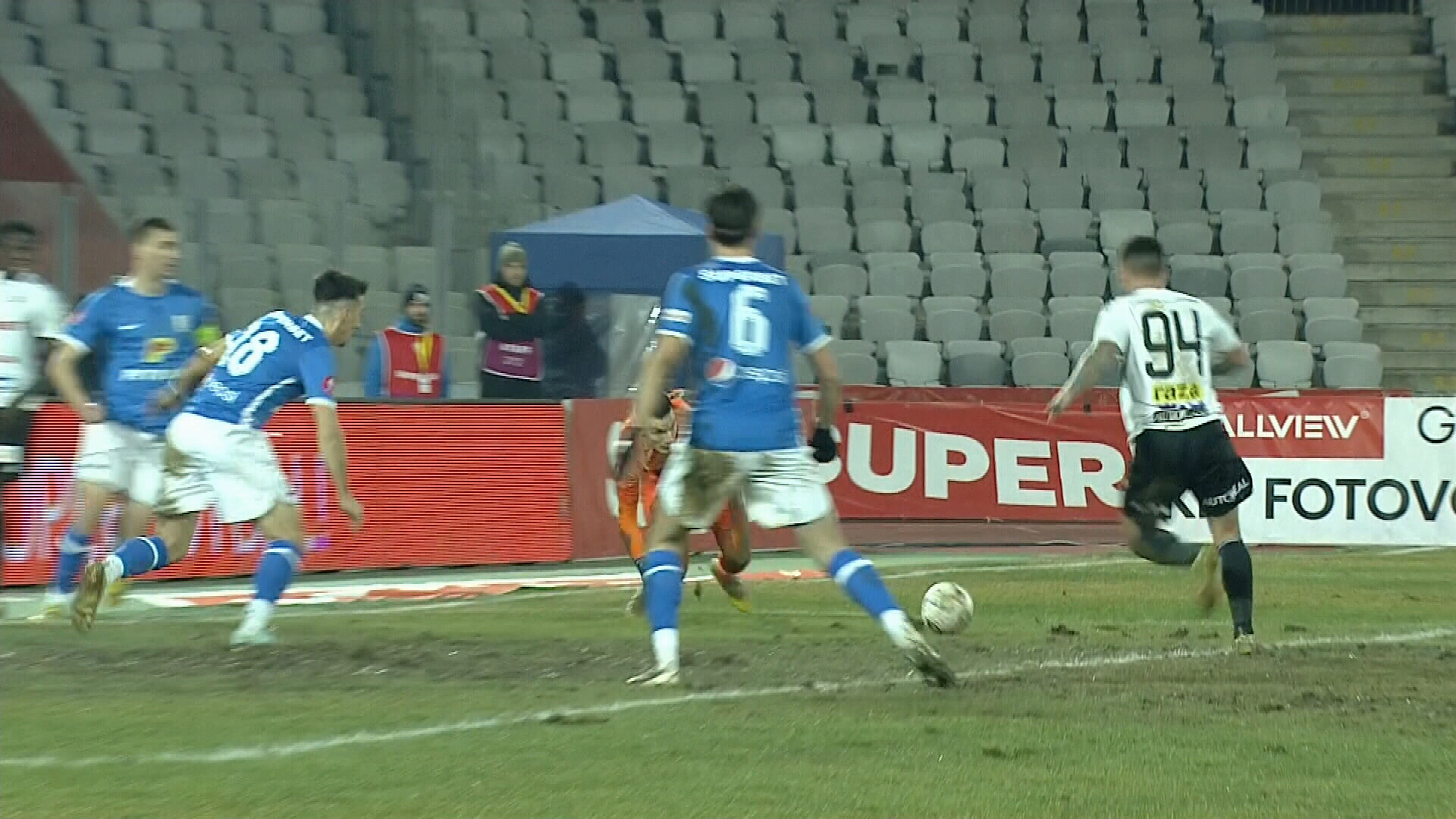 ”U” Cluj - Farul 1-0, ACUM, pe Digi Sport 1. Ardelenii deschid scorul! Formația lui Sabău a avut și un penalty ratat