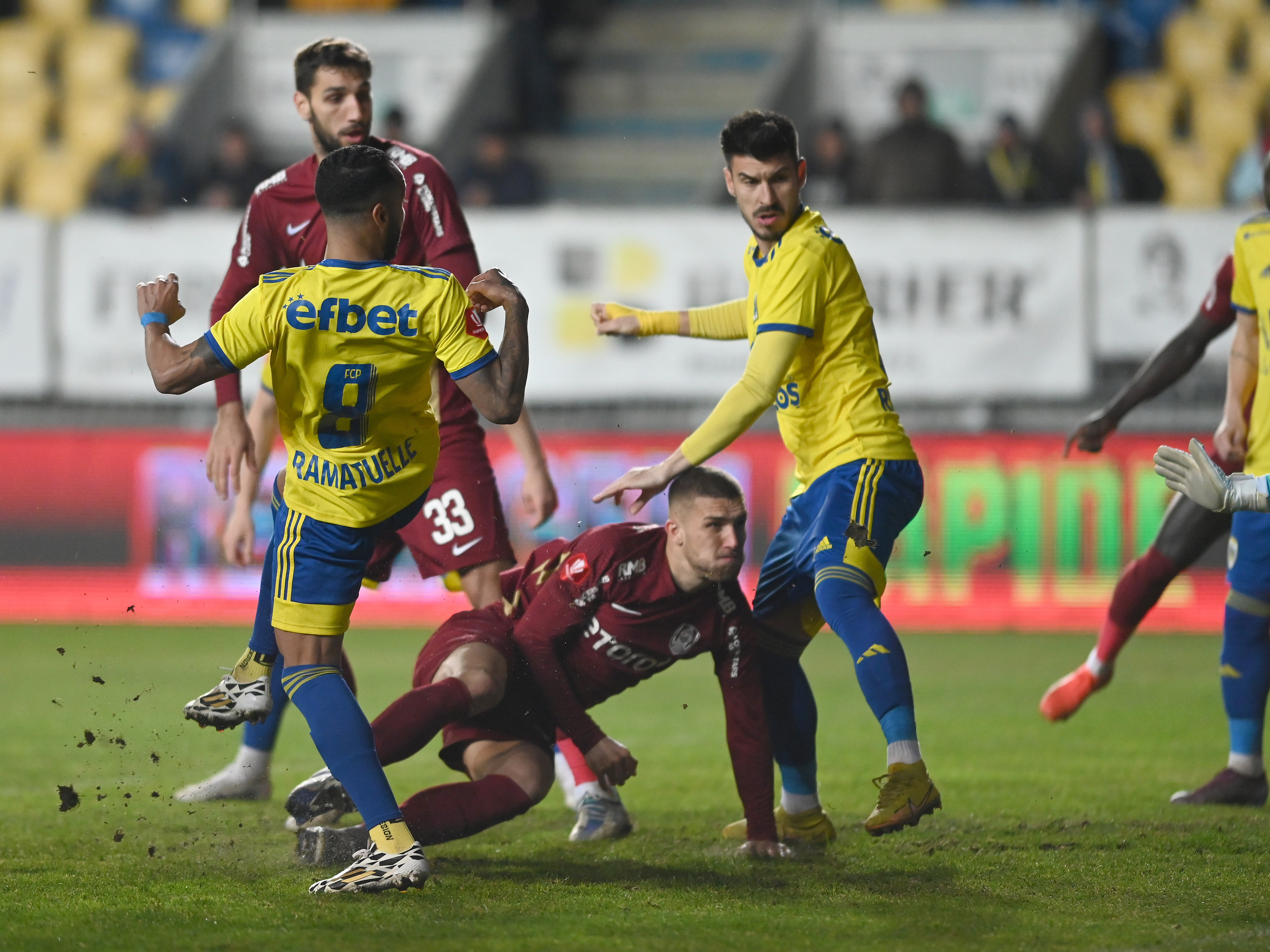 Petrolul - CFR Cluj 0-0. Remiză albă pe ”Ilie Oană”, la capătul unui meci de luptă