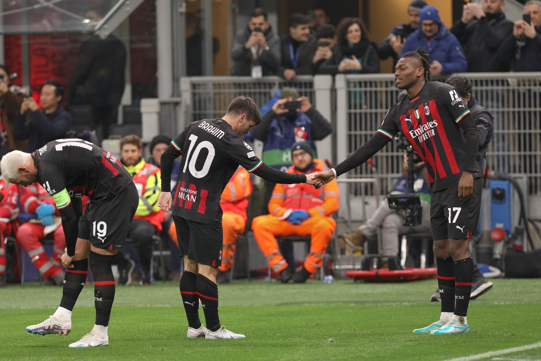 Tottenham - AC Milan, Live Video 22:10, Digi Sport 2. Partida, amânată cu 10 minute. ECHIPELE