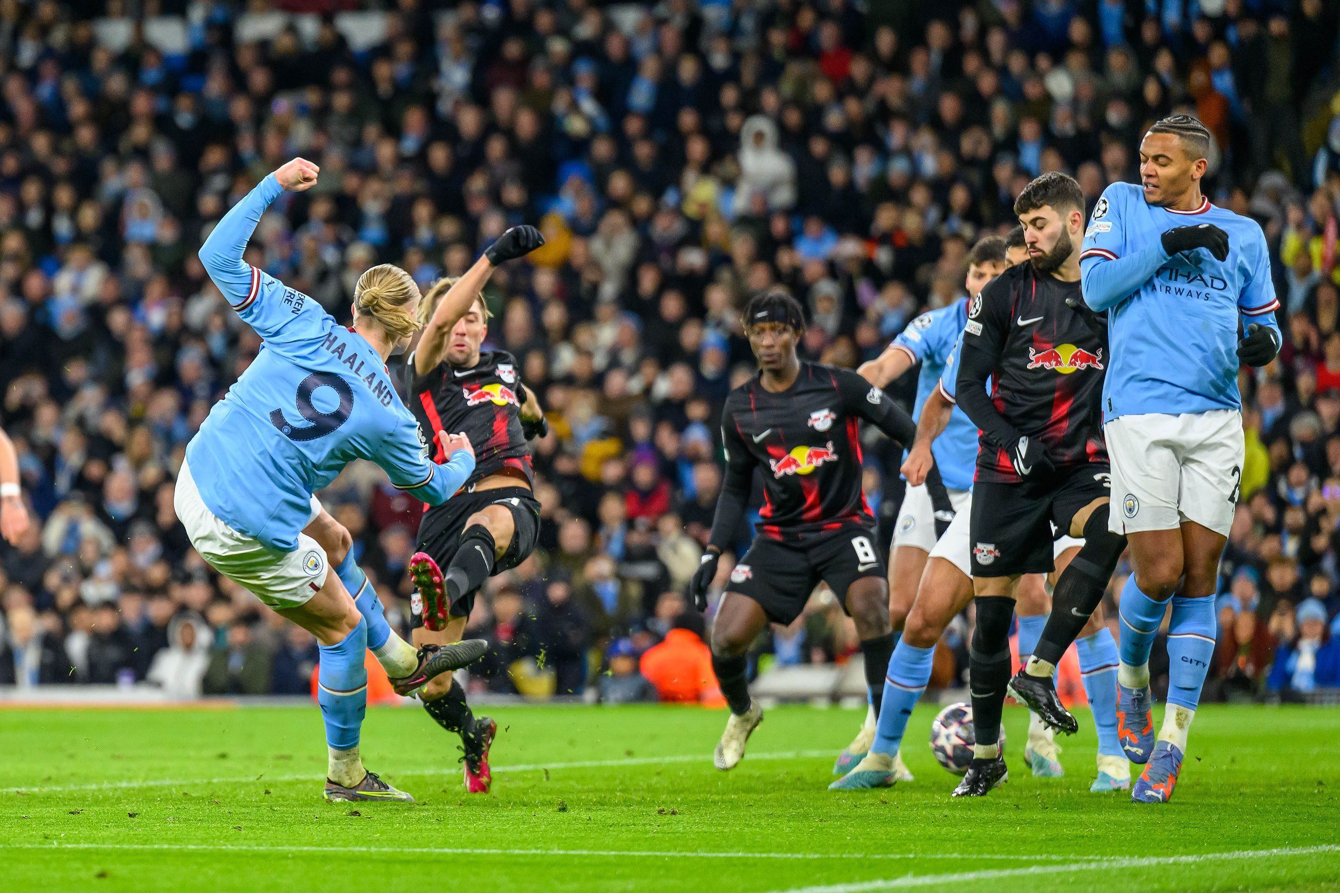 Cum arată echipa ideală după returul optimilor de finală din Champions League! Man. City are cei mai mulți jucători