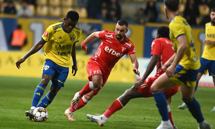 FOTBAL:PETROLUL PLOIESTI-UTA ARAD, SUPERLIGA SUPERBET (17.03.2023)