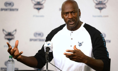 SPORTS-BKN-HORNETS-JORDAN-CH