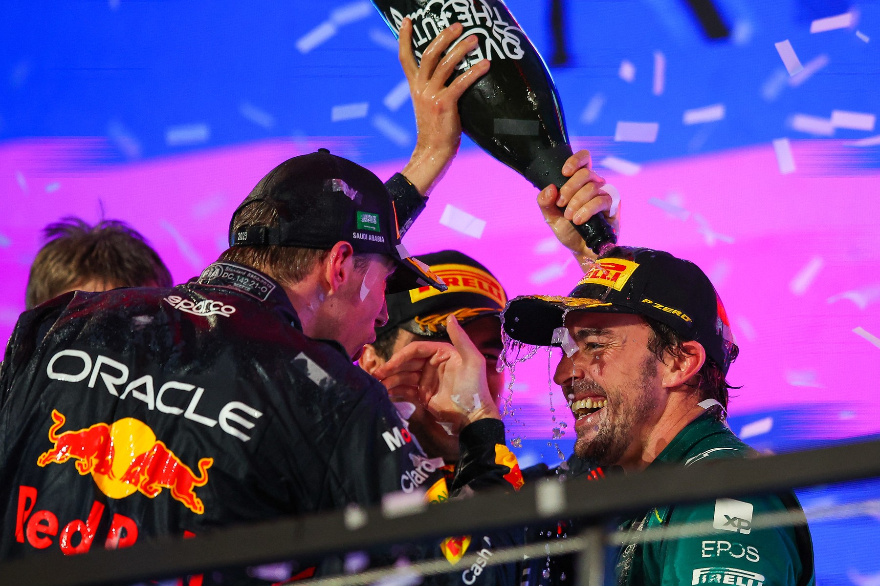 Fernando Alonso a deschis șampania pe podium, dar, când a coborât, a aflat că a obținut alt rezultat