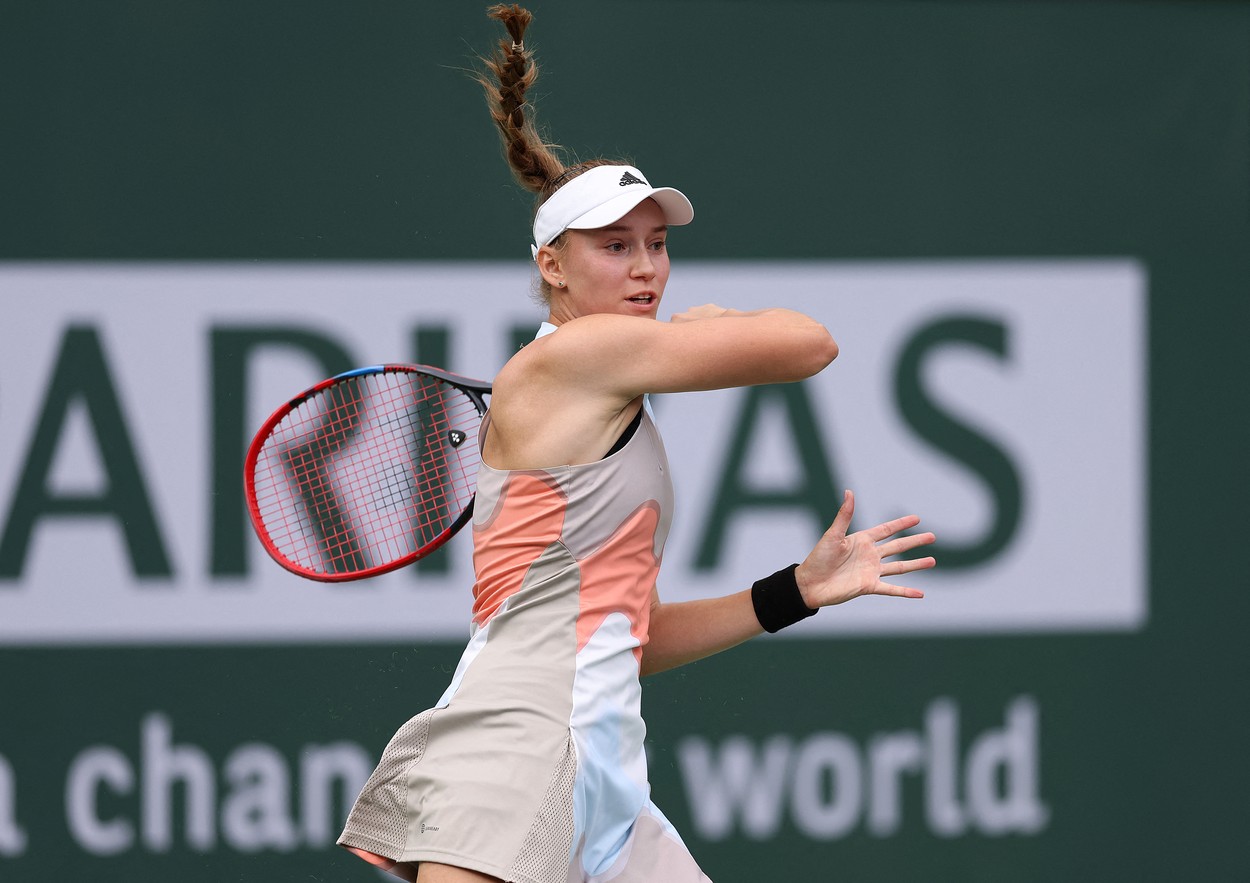 Elena Rybakina, campioană la Indian Wells, după o victorie în finală în fața Arynei Sabalenka