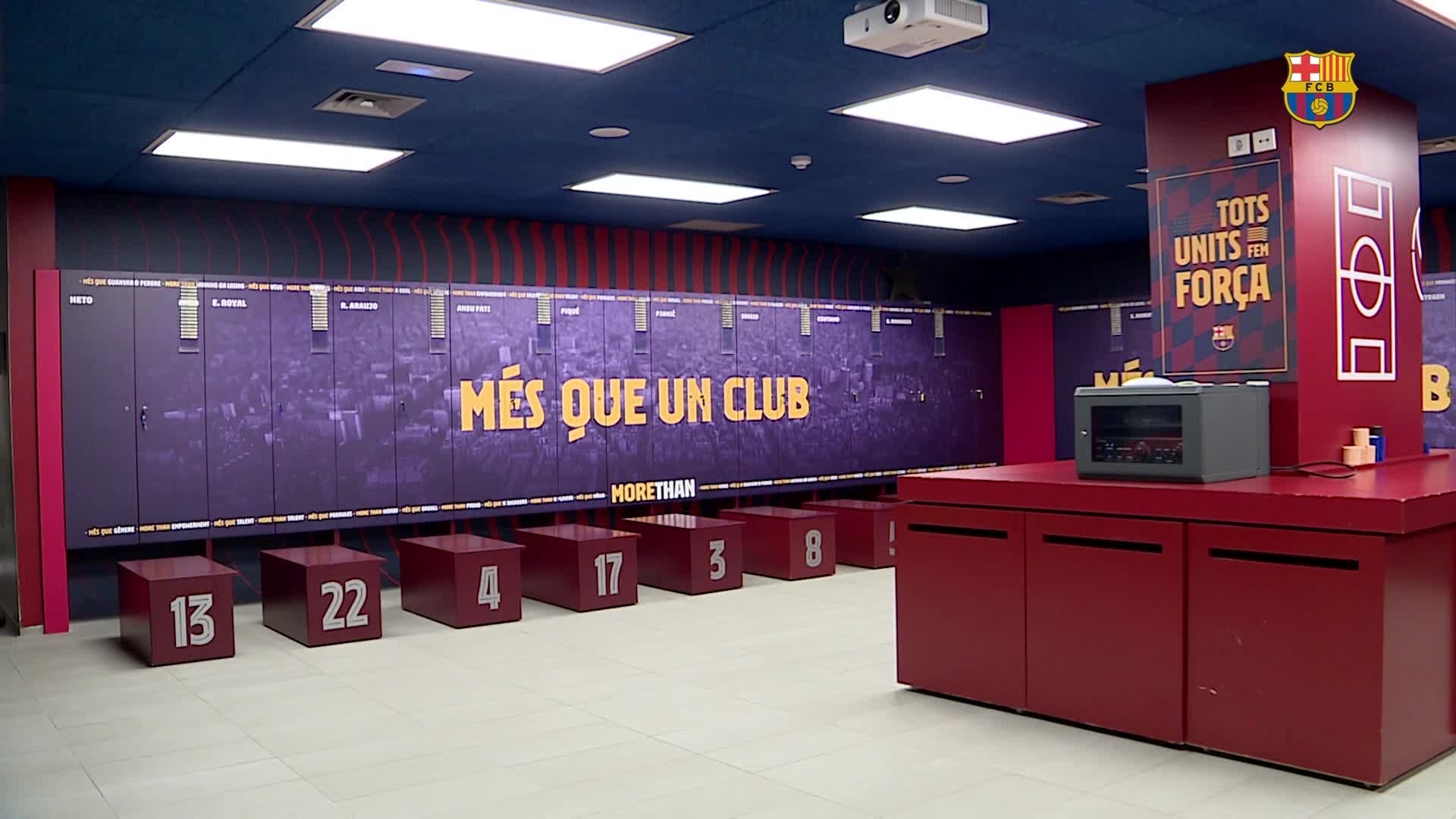 Un star din Premier League, surprins în vestiarul Barcelonei după victoria din "El Clasico"