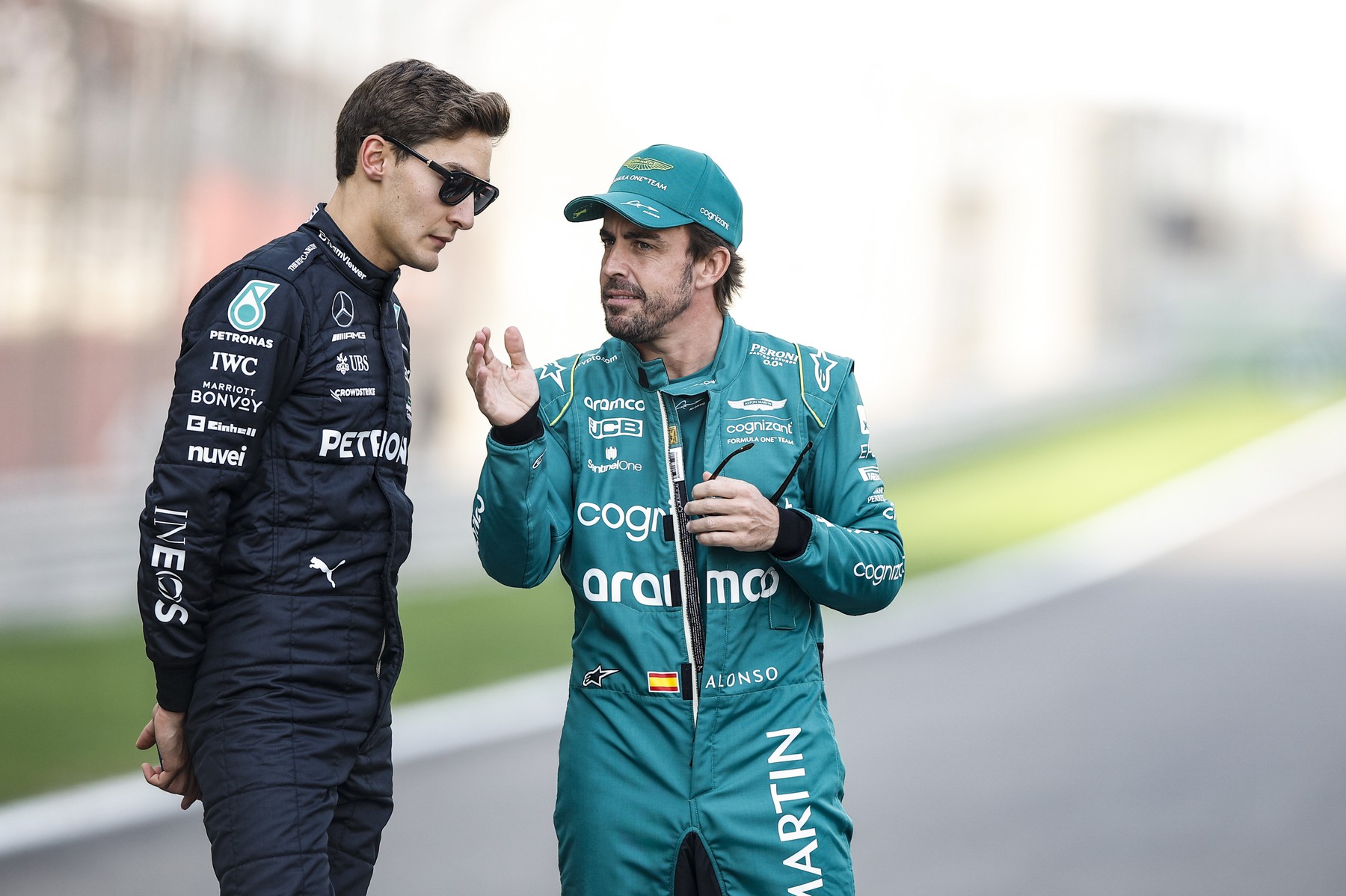 Reacția rapidă a lui Fernando Alonso la postarea lui George Russell