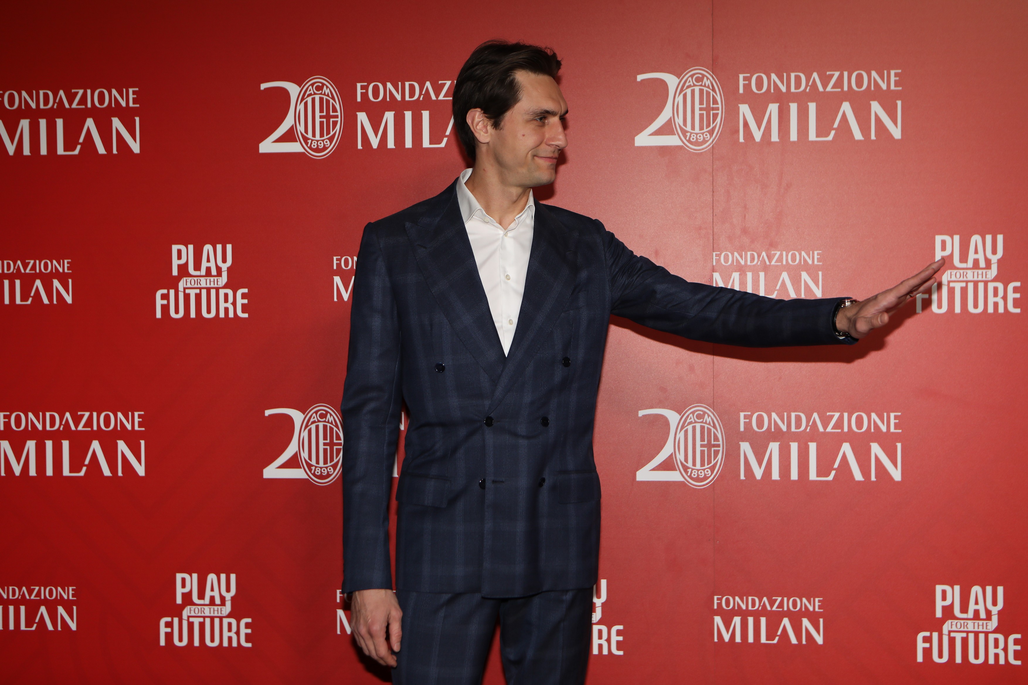 Nota primită de Tătărușanu, după evoluțiile din acest sezon + Cine conduce ierarhia de la AC Milan