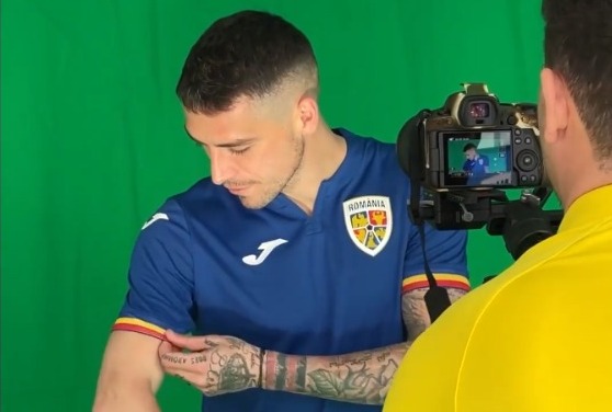 Moment inedit pentru ”Tricolori”. Cum au fost surprinși fotbaliștii la ședința foto pentru prezentarea noului echipament