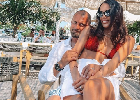 Imagine Stire Soția lui Gabi Tamaș a vrut să divorțeze de fotbalist: Eu eram de vină | 2review.ro