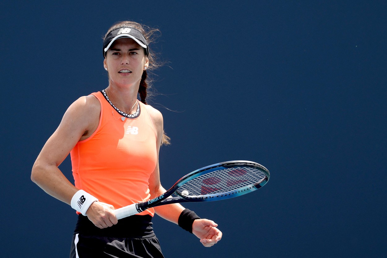 Sorana Cîrstea - Caroline Garcia 6-2, 6-3. Românca a eliminat-o pe a patra jucătoare a lumii și e în turul trei la Miami