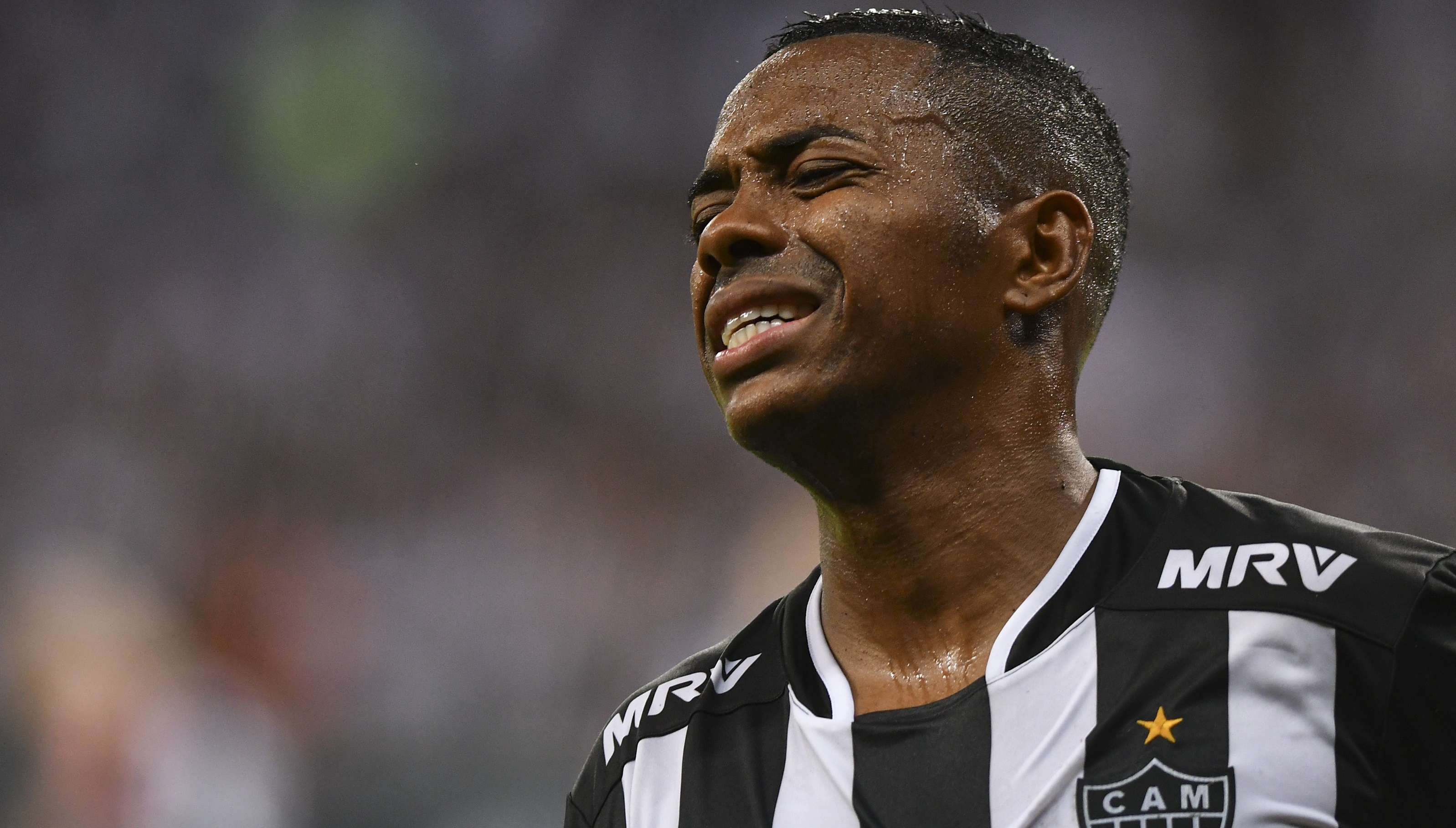 Brazilienii se asigură că Robinho nu fuge din țară! Ce l-au obligat înainte de ispășirea celor 9 ani de închisoare