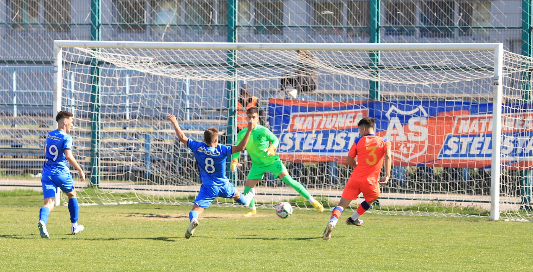 FCSB, trei victorii din patru meciuri împotriva celor de la CSA Steaua, în Liga Elitelor